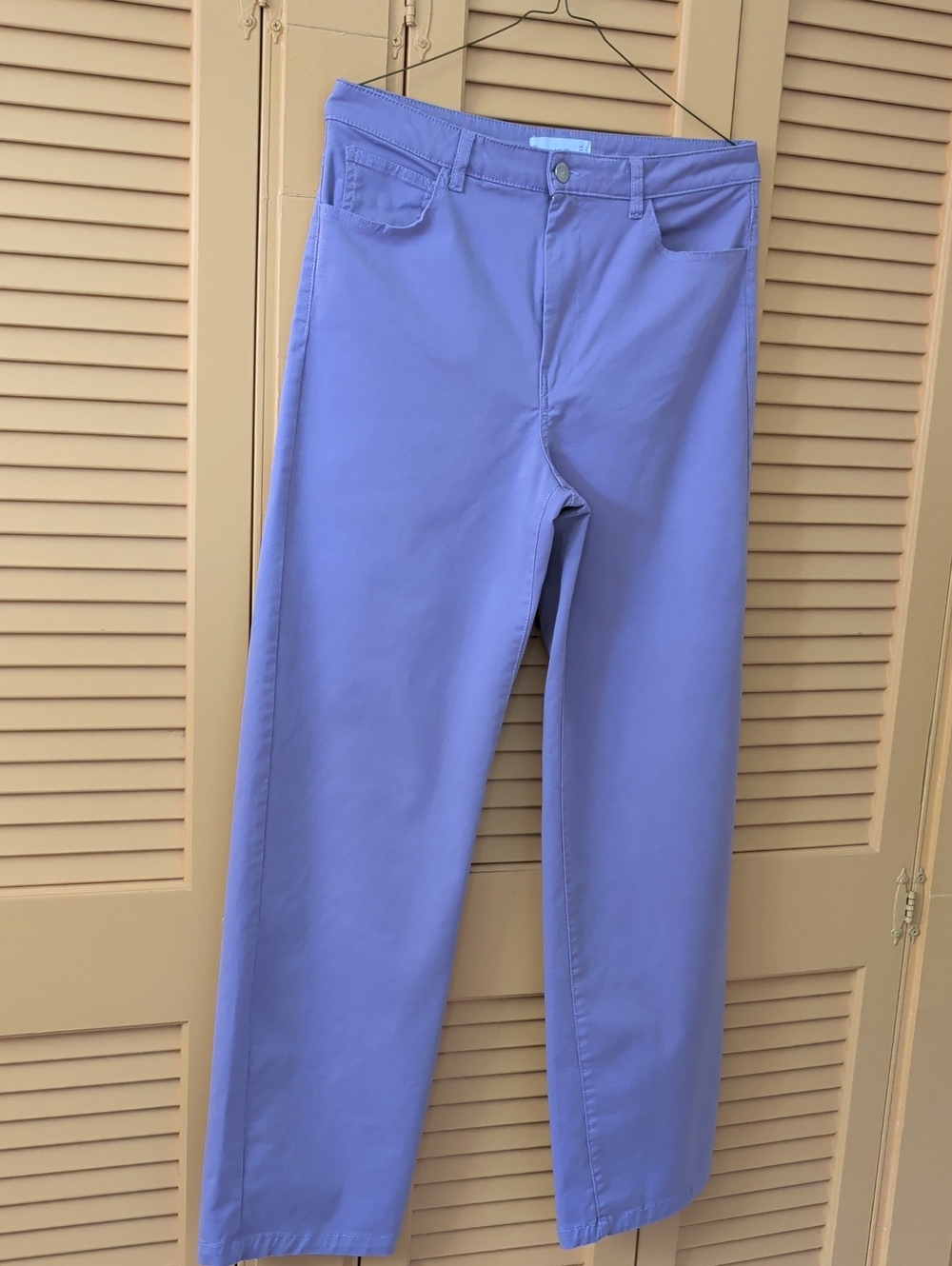 Mango women’s Lavender Straight Jeans Size 10